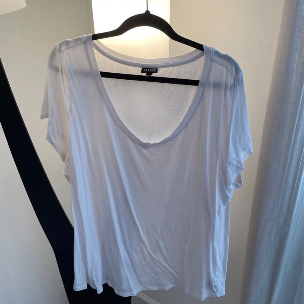 NWOT TORRID TEE 3x